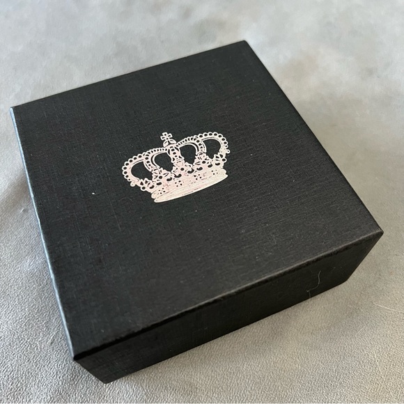 JUSTIN DAVIS Jewerly Box + Outer Box 3.90x3.90x1.90 inches - Picture 7 of 7